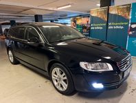 Volvo V70 D4 (163hk) Nybesk*1000kr/mån*Taklucka*Nykamrem*