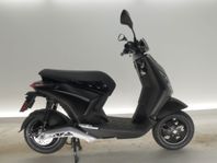 Piaggio 1 + El-Moped