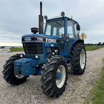 Ford 7710 - 4 ton  -  4 WD