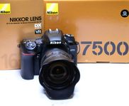 Nikon D7500 + 16-85 VR