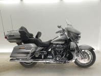 Harley-Davidson CVO Ultra Limited FLHTKSE