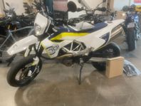 Husqvarna 701 Supermoto endast 590mil