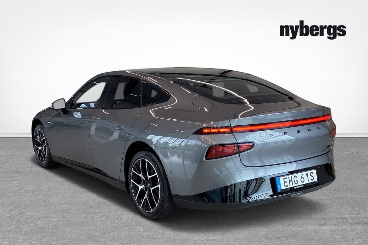 XPENG P7 Performance, 473hk, 2023