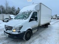 Skåpbil Mercedes Benz Sprinter med bakgavellyft