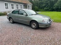 Toyota Avensis Sedan 1.8 VVT-i AC NYBESIKTIGAD