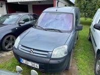 Citroën Berlingo Van 2.0 HDi Manuell 90hk AC NYBESIKTIGAD