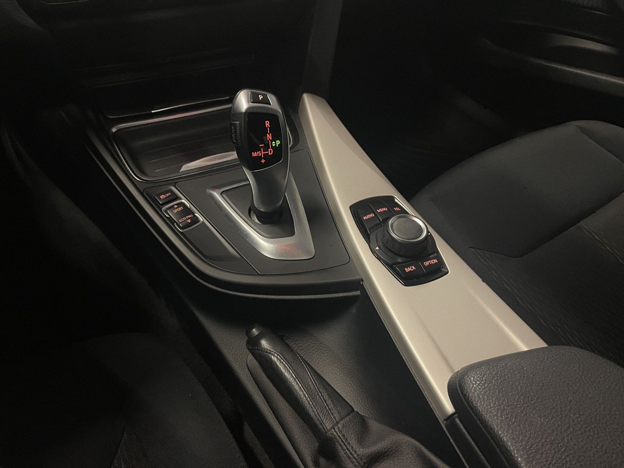 BMW 318d Gran Turismo Steptronic, 143hk, 2015