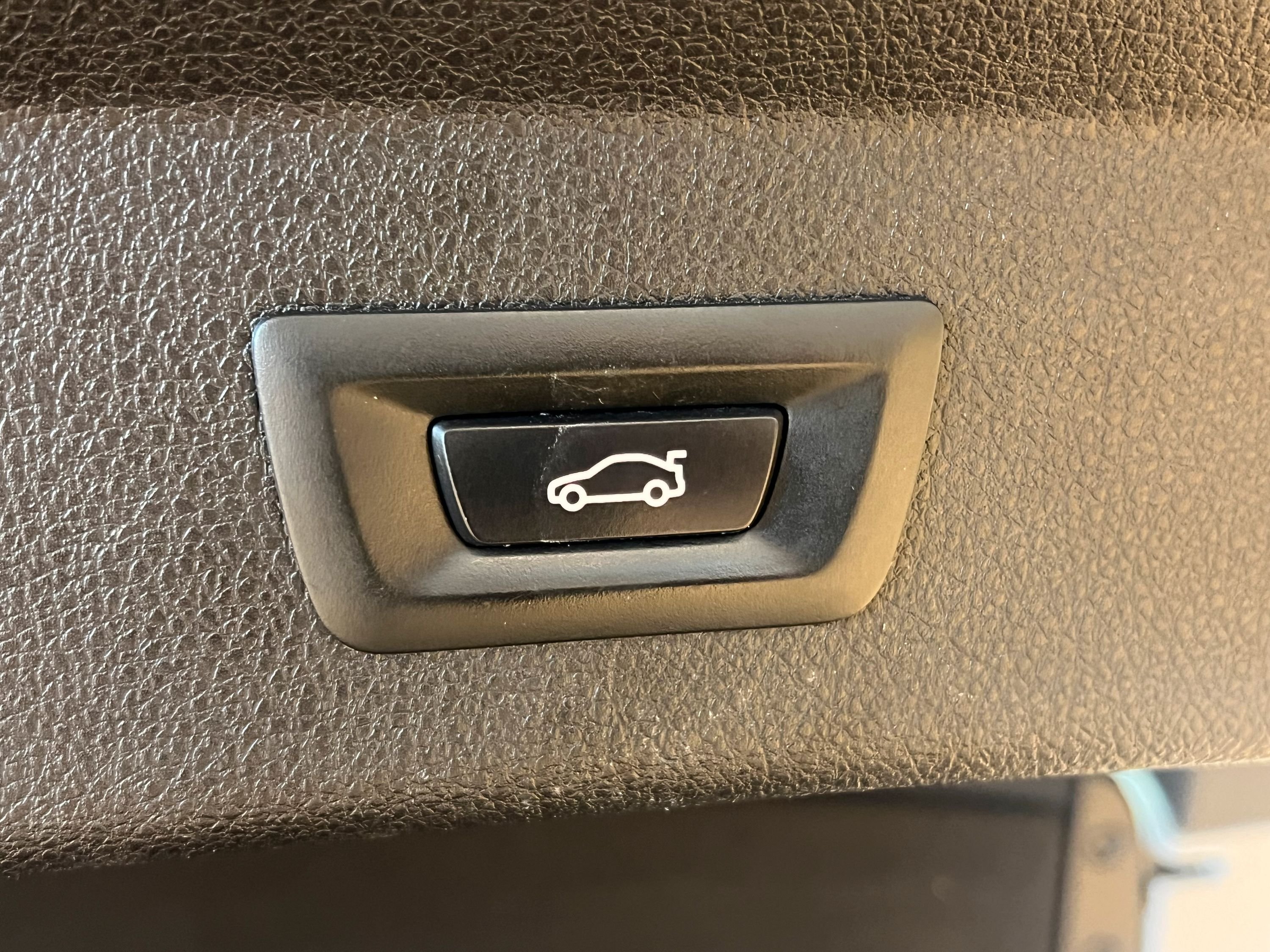 BMW 318d Gran Turismo Steptronic, 143hk, 2015