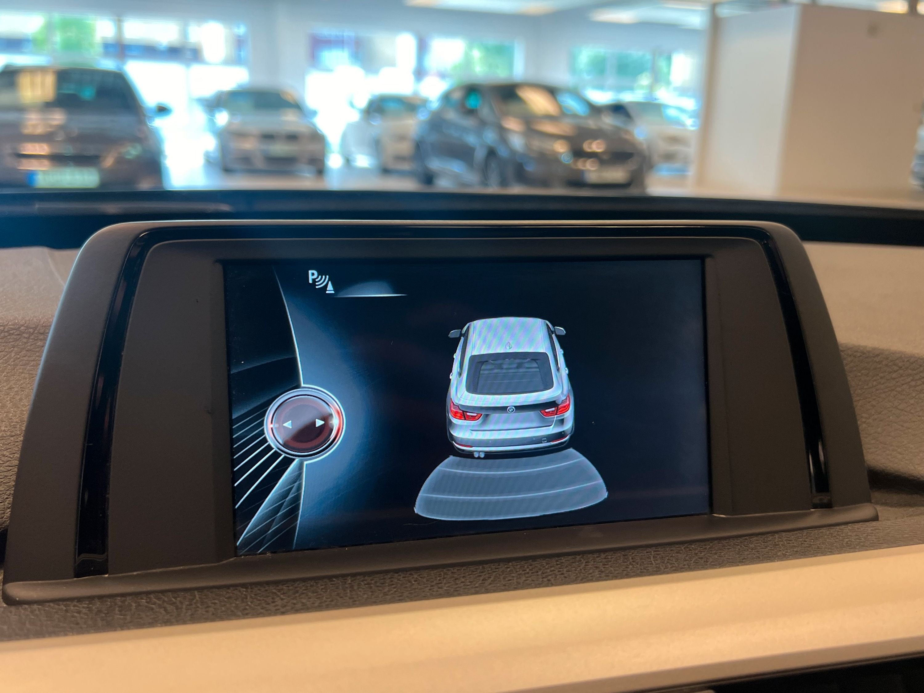 BMW 318d Gran Turismo Steptronic, 143hk, 2015