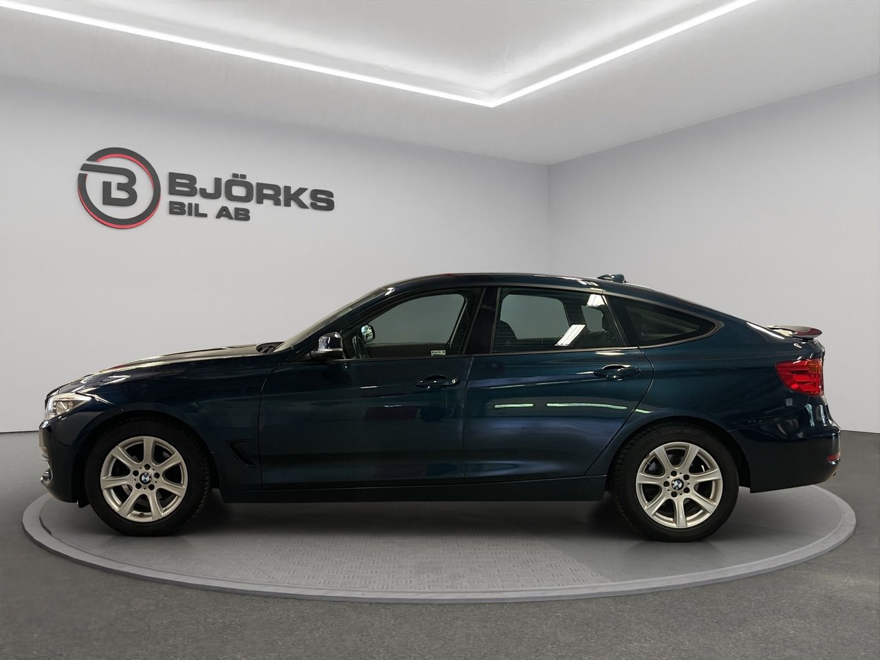 BMW 318d Gran Turismo Steptronic, 143hk, 2015