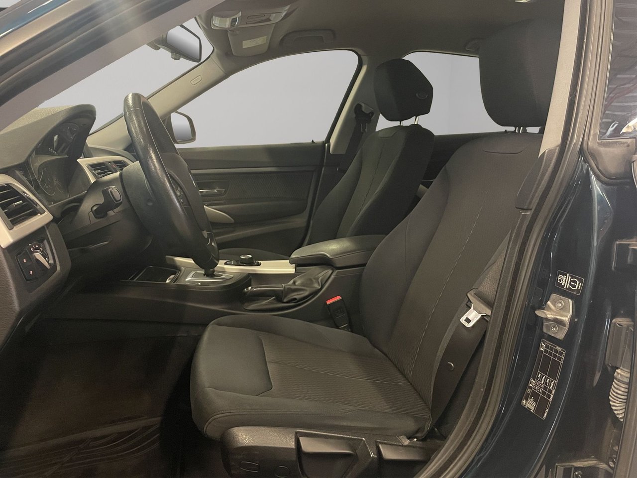 BMW 318d Gran Turismo Steptronic, 143hk, 2015