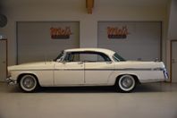 Chrysler Imperial Southampton 4-dr ht V8 354 Hemi bekväm bil