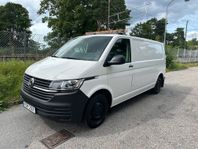 Volkswagen Transporter 6.1 2.0 TDI L2 Inredning 110 hk