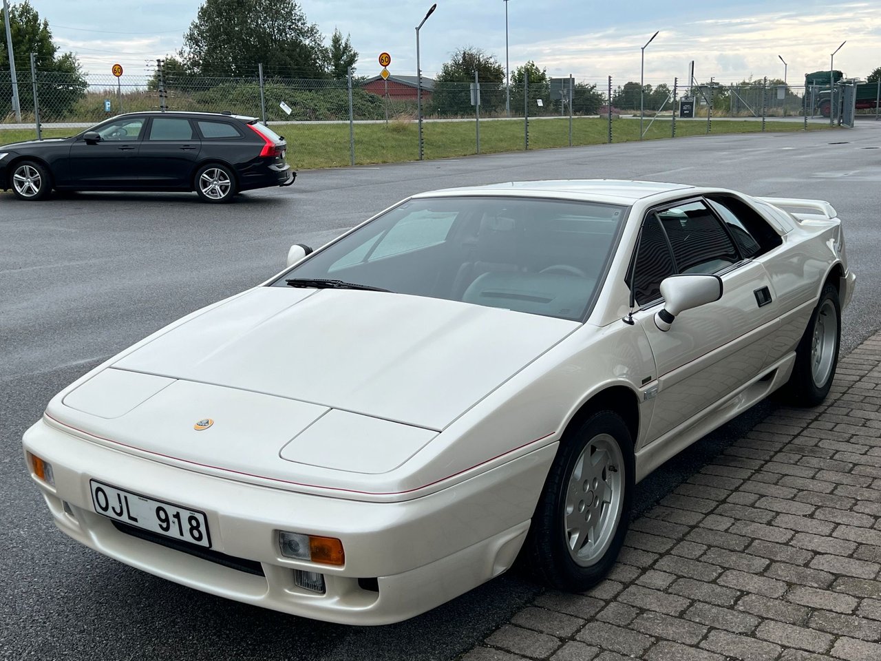 Lotus Esprit SE 2.2 Manuell, 5-trinn, 268hk, 1990
