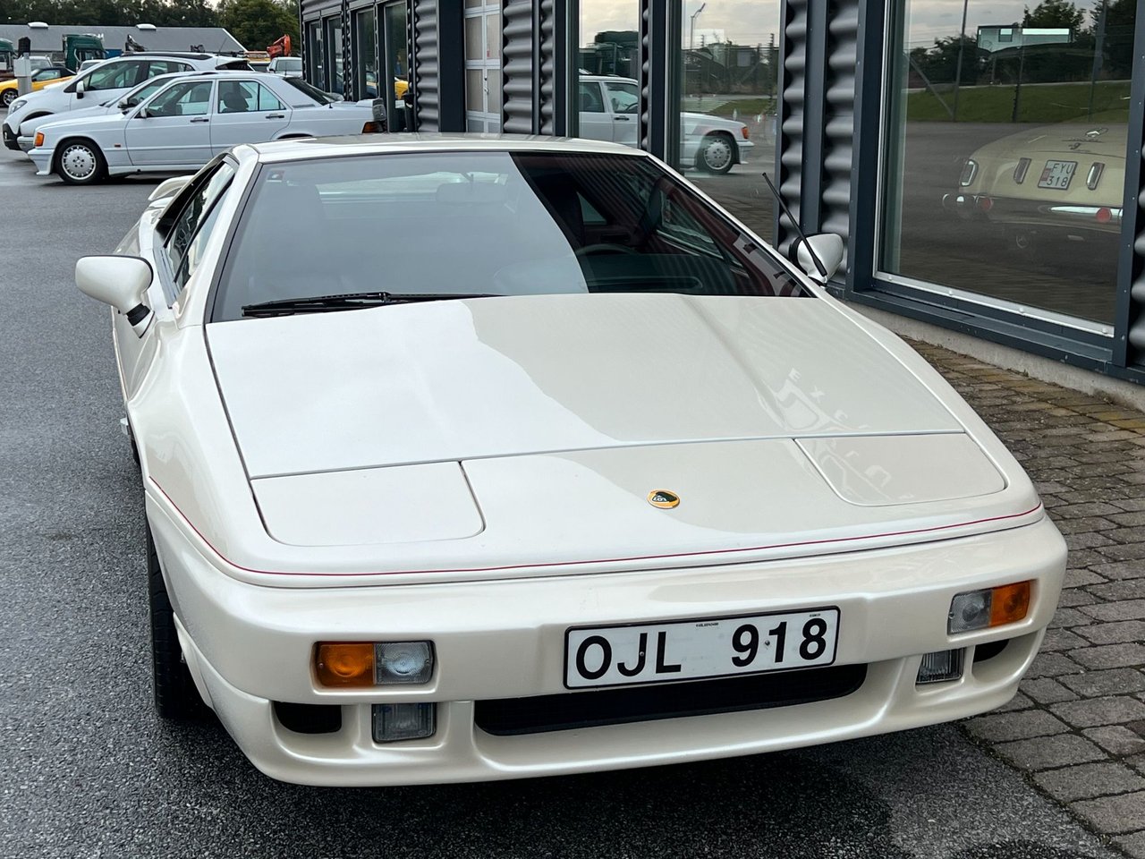 Lotus Esprit SE 2.2 Manuell, 5-trinn, 268hk, 1990