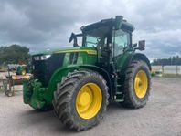 John Deere 7R330