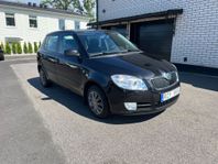 Skoda Fabia 1.2 69hk M Värmare Nyservad 11 300 Mil