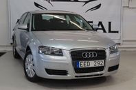 Audi A3 Sportback 1.6 FSI Attraction, Comfort  Ny Besiktad