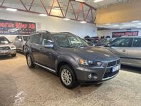 Mitsubishi Outlander 2.2 Di-D 4WD Sportronic Ny Servad Dragk