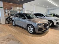 Audi Q3 40 TFSI quattro Förbeställ en nästan ny  Audi