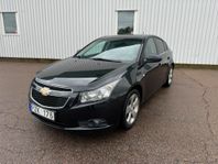 Chevrolet Cruze  1.8 Euro 5 Nybesiktigad PDC Bak Navi Aux