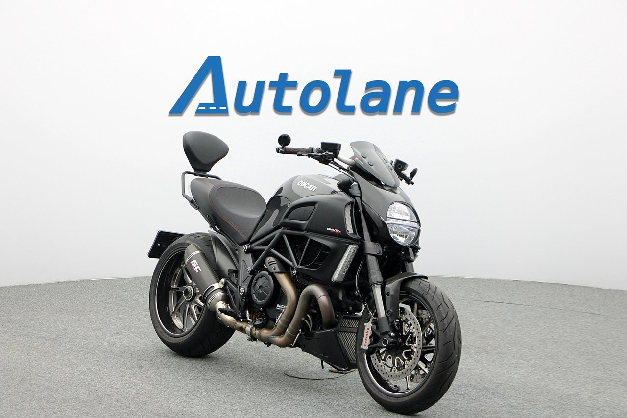 Ducati Diavel Carbon *SC-project