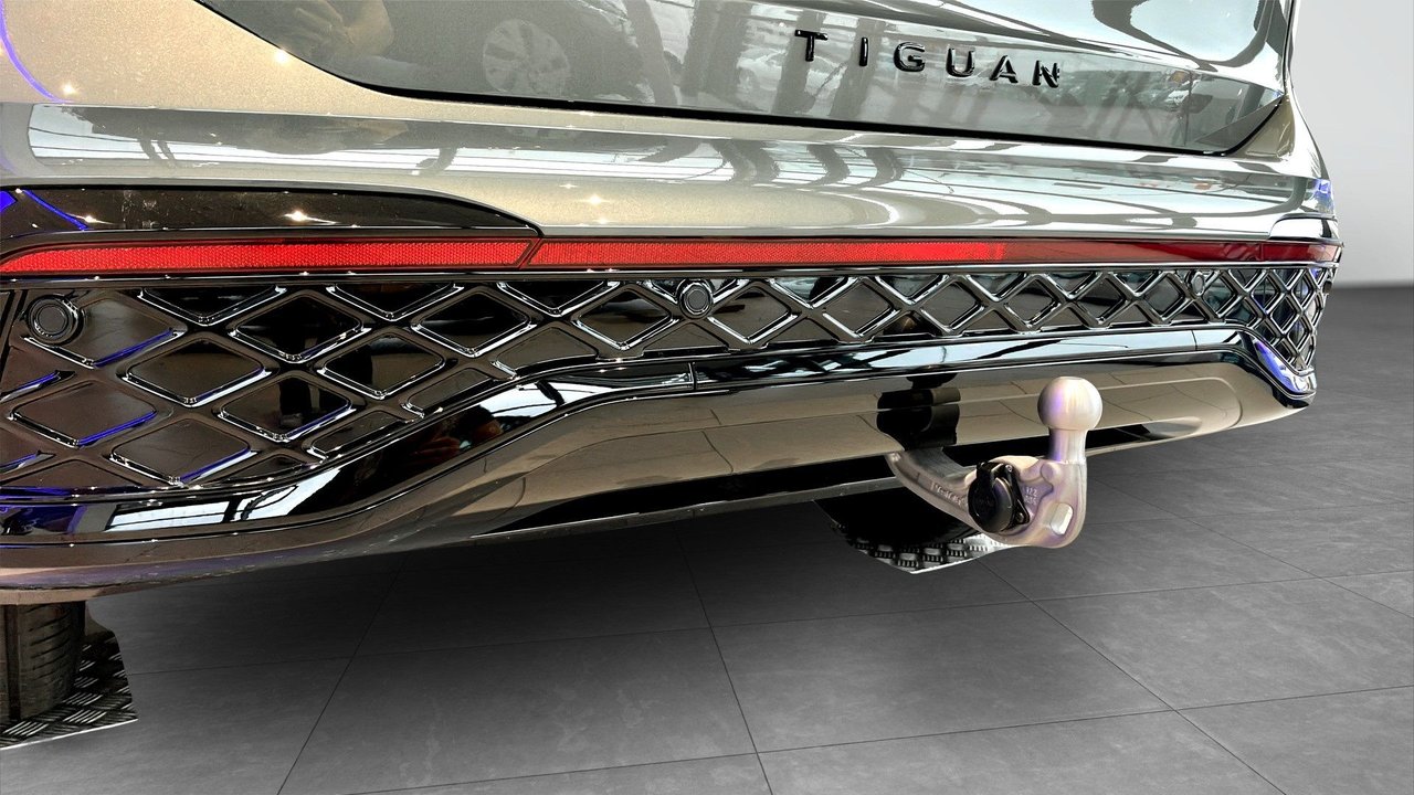 Volkswagen Tiguan R-LINE 2.0 ...
