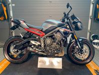 Triumph Street Triple 765 R "nyservad låga mil"