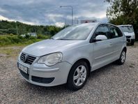 Volkswagen Polo 5-dörrar 1.4 / Ny Kamrem