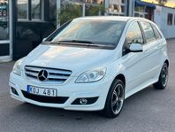 Mercedes-Benz B 180 116hk BlueEFFICIENCY | Lågmil | Nyservad