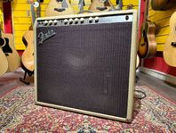 Beg. Fender Vibro-King CSR4