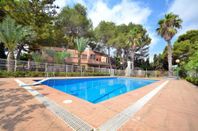 Villa med 6 sovrum i Los Balconess, Torrevieja. T204
