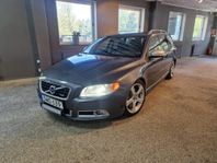 Volvo V70 2.5T Geartronic R-Design Dragkrok motorvärmare