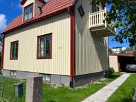 Bostad uthyres - hus i Enskede Gård - 3 rum, 95m²