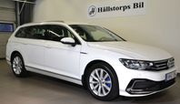 Volkswagen Passat Sportscombi GTE DRAG B-KAMERA 2956 kr/mån