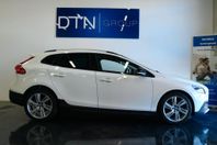 Volvo V40 Cross Country D3/Geartronic/Momentum/Pano/Nyservad