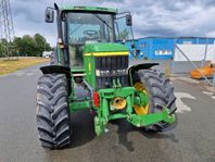 John Deere 6510