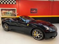 Ferrari California 4.3L V8 460HK F1 DCT