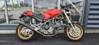 Ducati Monster 900 Mycket kolfiber detaljer