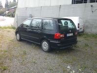 Volkswagen Sharan 2.0 i / 7 sits / NYBES / KAM-rem bytt