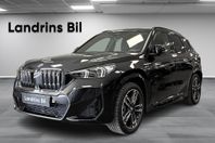 BMW iX1 xDrive30 M-Sport Panorama / HUD / H/K / Larm /Drag