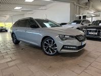 Skoda Superb iV Kombi 1.4 Plug-in SportLine Värmare *MOMS*