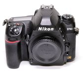 Nikon D780