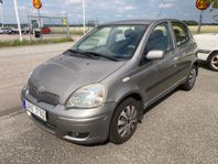 Toyota Yaris 5-dörrar 1.3 VVT-i / BESIKTAD & SKATTAD