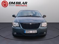 Chrysler Grand Voyager 2.8 CRD 7 sits