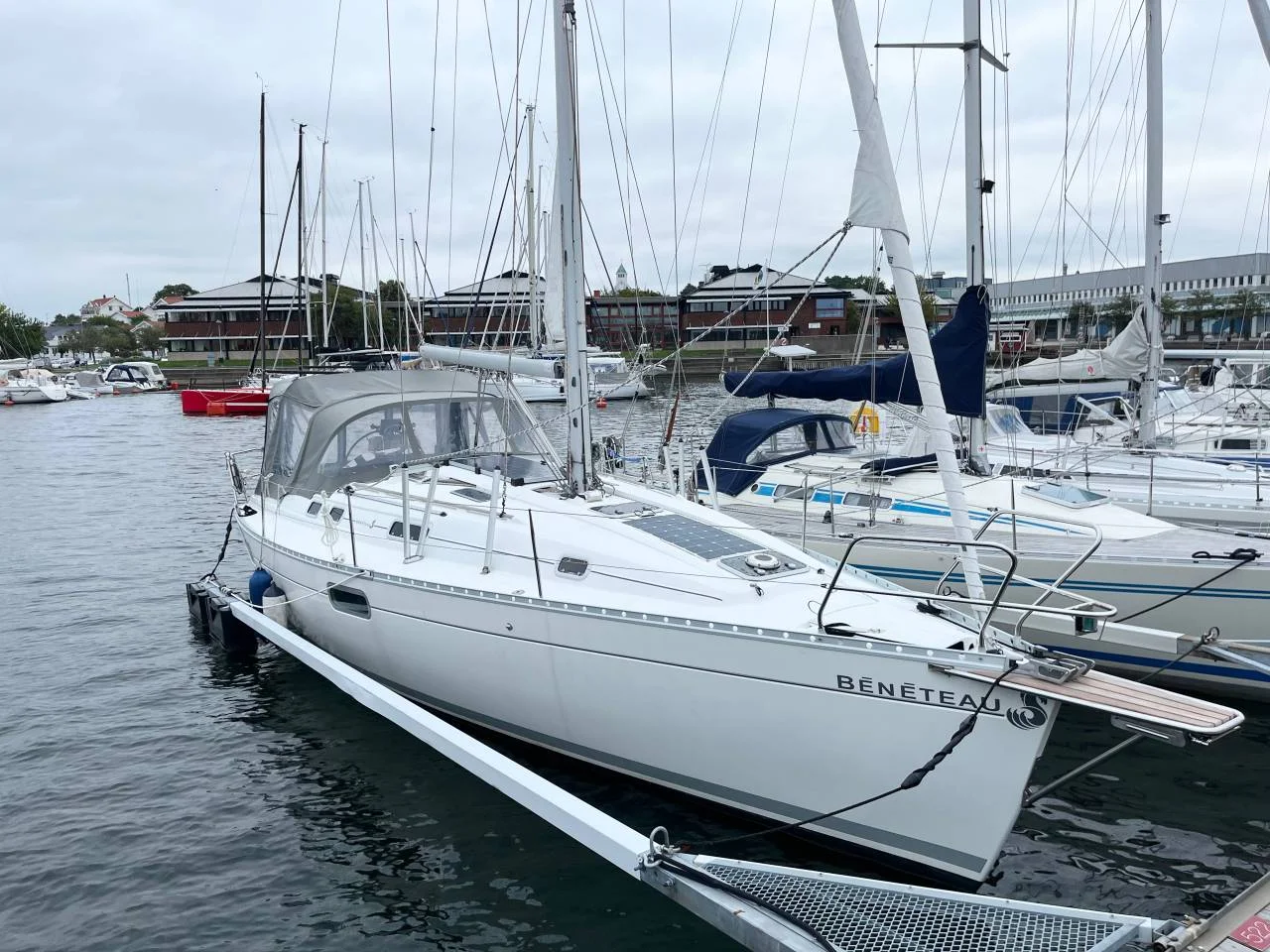 Beneteau Oceanis 351 - 3 kabiner image