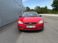 Ford Focus 5-dörrars 1.6 Nybesiktad   825kr/24mån Räntefritt