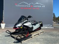 Ski-Doo Renegade X-RS 900 ACE Turbo R "DEMO"