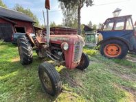 Traktor  Massey Ferguson 35