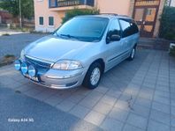 Ford Windstar 3.0 V6 familj bil .7 Sits .Ny besiktad. Dragkr